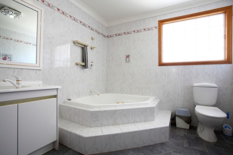 Cost of Bathtub Installation in Mount Washington, KY